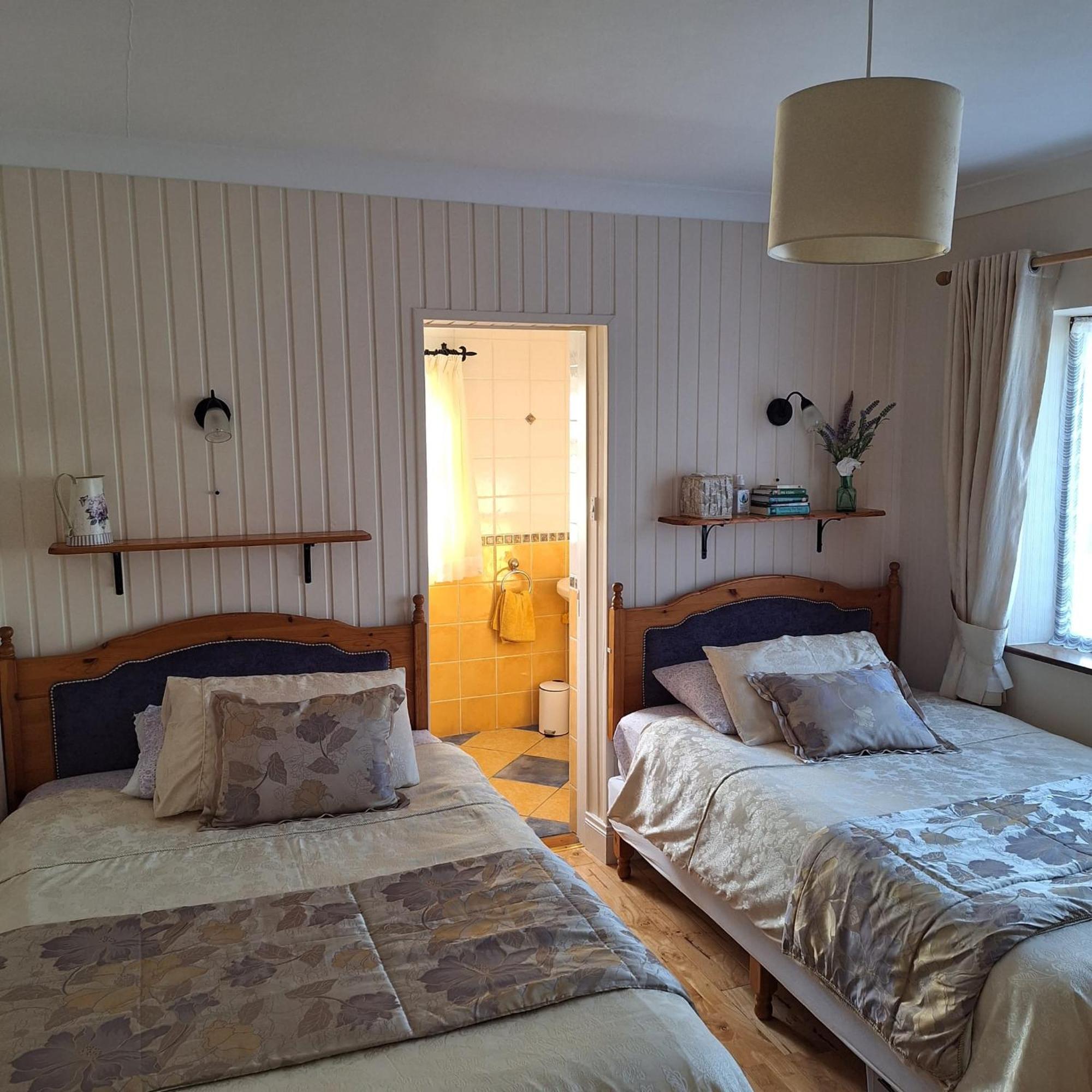 Moher House Westport Bagian luar foto